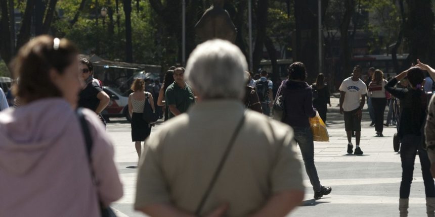cerca-de-300-mil-idosos-brasileiros-tem-algum-grau-de-tea,-diz-estudo