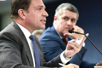 ice-prende-alexandre-ramagem-nos-eua