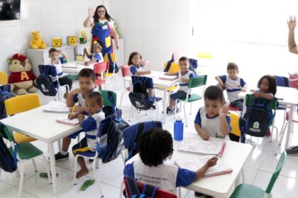 uma-em-cada-10-criancas-de-4-e-5-anos-nao-vai-a-creche-em-876-cidades