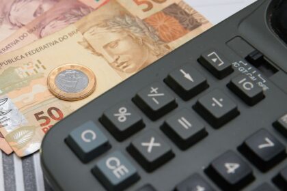 rendimento-dos-mais-ricos-e-13,8-vezes-maior-que-o-dos-mais-pobres