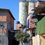 4-em-cada-10-brasileiros-convivem-com-faccoes-no-bairro,-diz-pesquisa