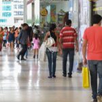 atividade-economica-cai-0,7%-em-marco-em-razao-da-guerra-do-ira