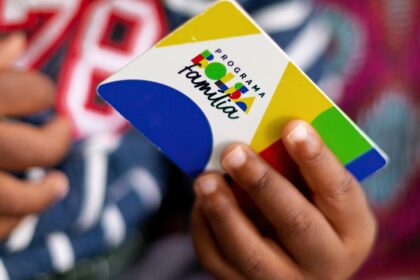 caixa-paga-bolsa-familia-a-beneficiarios-com-nis-de-final-3