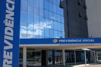 inss-paga-segunda-parcela-do-13o-a-aposentados-e-pensionistas