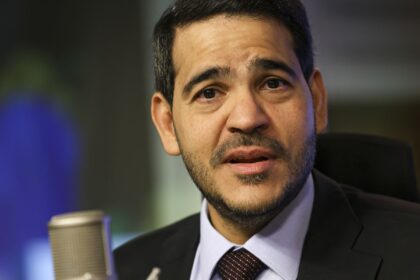 lula-diz-que-vai-indicar-novamente-messias-ao-stf