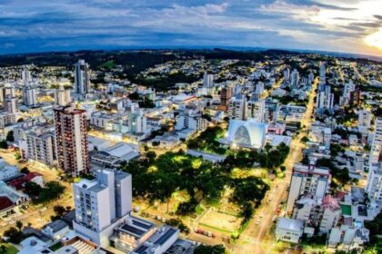 rombo-gigante:-justica-de-sc-manda-ex-prefeitos-pagarem-r$-43,7-milhoes