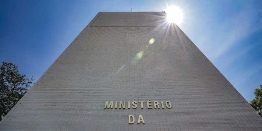 defesa-e-cidades-lideram-bloqueios-no-orcamento-de-2026
