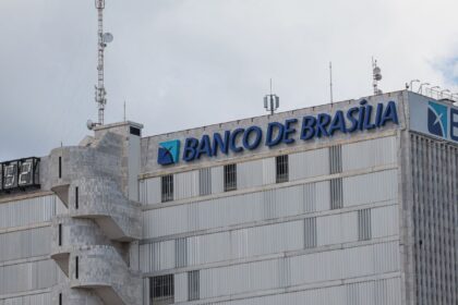 brb-adia-divulgacao-de-balanco-apos-acordo-de-socorro-com-a-uniao