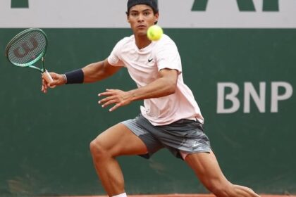 roland-garros:-luis-guto-miguel-bate-compatriota-e-vai-a-final-juvenil