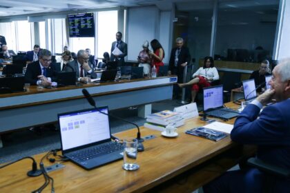 senadores-discutem-ritmo-de-tramitacao-da-pec-do-fim-da-escala-6×1