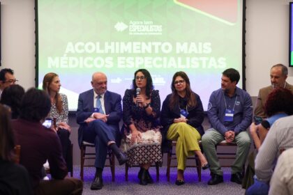 projeto-mais-medicos-especialistas-recebe-50-profissionais-no-rio