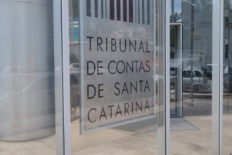 tce-aprova-contas-de-jorginho-mello,-mas-faz-recomendacoes-e-cobra-avanco-no-saneamento-basico