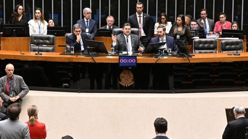 disputa-por-recursos-federais-intensifica-articulacoes-politicas-no-espirito-santo
