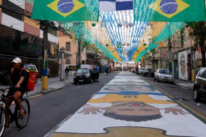 ruas-decoradas-para-copa-do-mundo-reforcam-vinculo-comunitario-no-rio