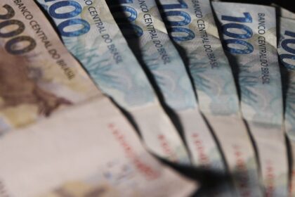 uniao-paga-r$-834,8-milhoes-em-dividas-de-estados-e-municipios-em-maio