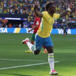 arbitro-de-brasil-x-haiti-apitou-classico-que-opos-vini-e-raphinha