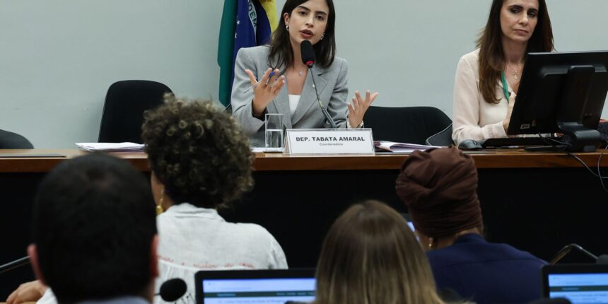 proposta-que-criminaliza-misoginia-avanca-na-camarados-deputados