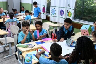 governo-fixa-em-r$-5,1-mil-novo-piso-nacional-do-magisterio