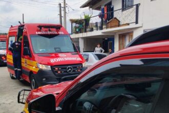 menino-de-3-anos-se-afoga-em-piscina-e-e-salvo-pelos-vizinhos-em-sc