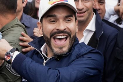 candidato-de-direita-la-espriella-vence-disputa-acirrada-na-colombia