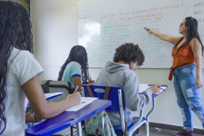 mais-de-10-mil-professores-foram-contratados-com-nota-da-pnd-de-2025