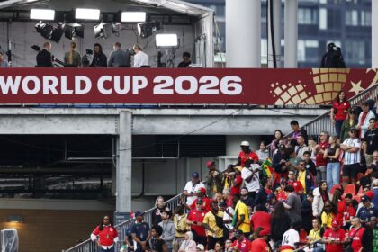 paixao-pelo-futebol-expoe-populacao-a-publicidade-de-bets,-alerta-idec