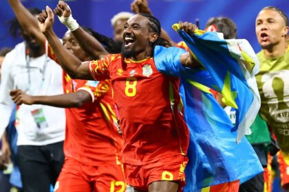 rd-congo-vence-de-virada-e-segue-na-copa,-como-colombia-e-portugal