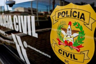 aluna-e-atingida-por-disparo-de-arma-de-pressao-dentro-de-escola-estadual-em-sc