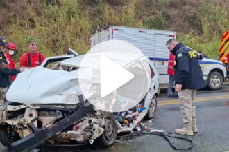 imagens-do-grave-acidente-na-br-280-em-sc-mostram-destruicao-apos-morte-de-motorista;-armas-e-municoes-foram-encontradas-no-carro