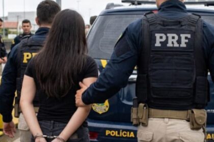 influenciadora-catarinense-ja-falecida-tem-identidade-usada-por-mulher-no-rs