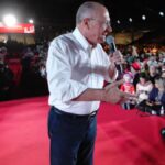 urna-eletronica-e-tao-competente-que-nao-aceita-voto-de-argentino-e-americano,-ironiza-alckmin-em-convencao-do-pt