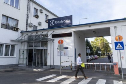 electrolux-confirma-fim-de-terceira-fabrica-e-numero-de-demissoes-chega-a-2.700-em-plano-global-de-2026