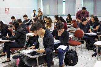 alunos-do-prouni-podem-solicitar-bolsa-permanencia-de-r$-700-por-mes