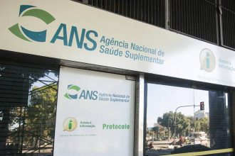 ans-suspende-preventivamente-reajustes-e-cancelamentos-da-hapvida