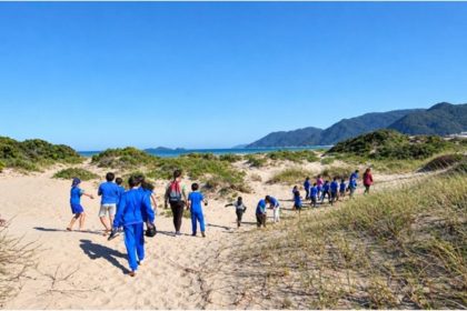 melhor-escola-publica-de-florianopolis-nao-aplica-provas,-fica-em-area-cercada-pela-natureza-e-e-destaque-desde-2023