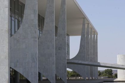 isencao-da-taxa-das-blusinhas-em-compras-ate-us$-50-e-sancionada