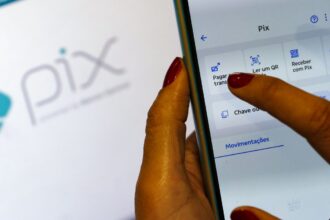 pix-tera-novas-regras-para-fraudes,-cobranca-hibrida-e-contas-salario
