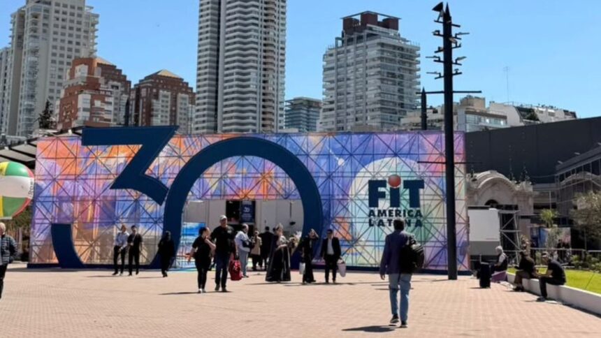 florianopolis-mira-turistas-argentinos,-prepara-ofensiva-internacional-para-ampliar-presenca-e-participa-da-fit,-uma-das-principais-feiras-de-turismo-do-mundo